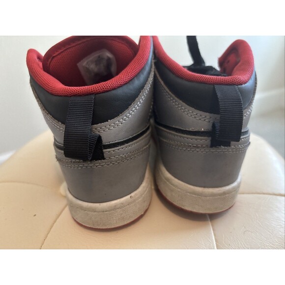 Air Jordan 1 Retro Mid “BRED SHADOW” Size 1.5 Youth  Black Red  Gray Kids - Picture 2 of 5
